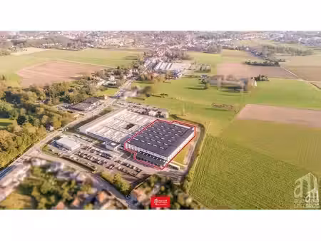 importante plateforme logistique de +/- 9.000 m² - tournai !