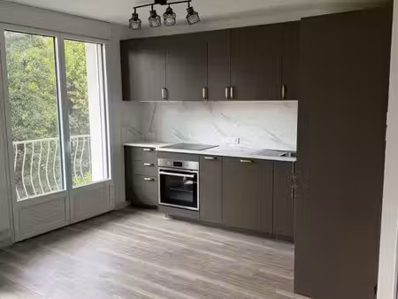 t3 rénové - centre ville de niort