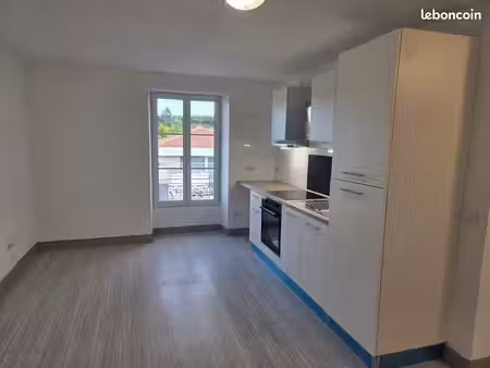 t2 rénové - 39m² - l’isle-d’espagnac