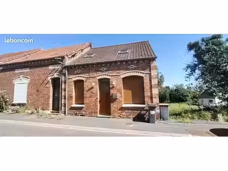location maison semi mitoyenne busigny