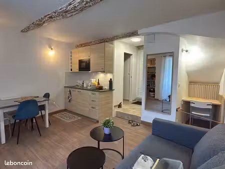studio meublé entièrement rénové
