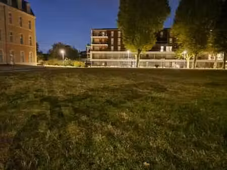 location appartement 5 pièces à bourg-en-bresse (01000) : à louer 5 pièces / 85m² bourg-en