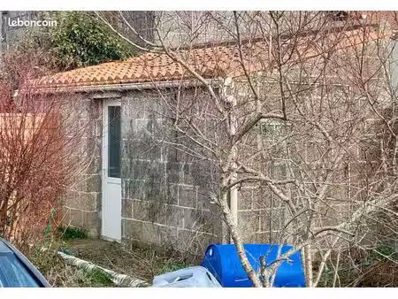 location dépendance les herbiers