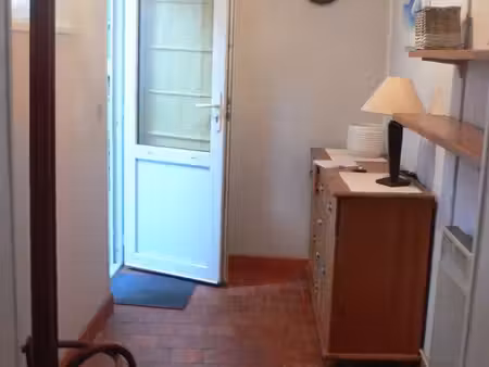 f1 meublé 29m²