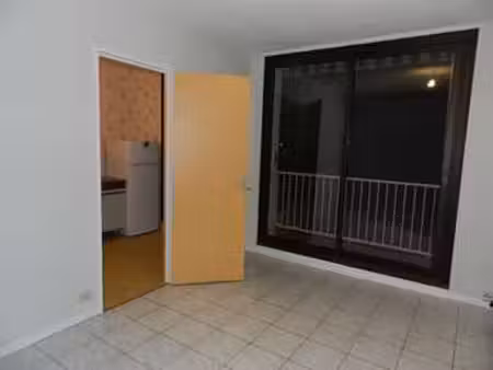 location appartement t1 à gerzat (63360) : à louer t1 / 29m² gerzat
