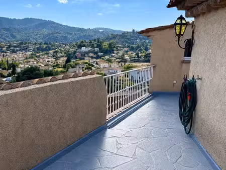location appartement 45m2 pégomas