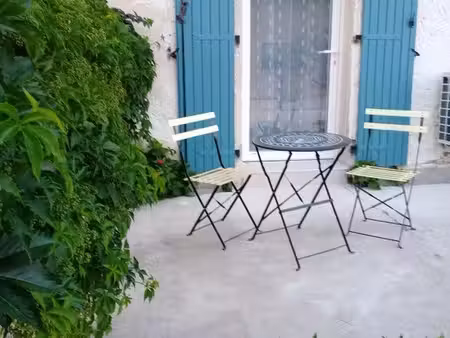 t2 45m2 avec jardin et clim