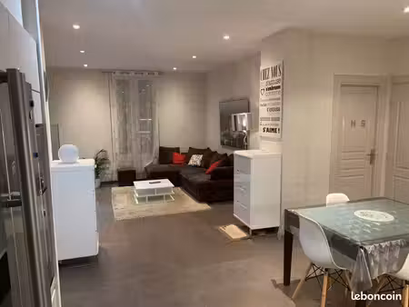 4 pièces de 84m2 en centre ville de cap d'ail
