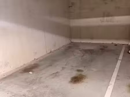 parking sous-sol palette