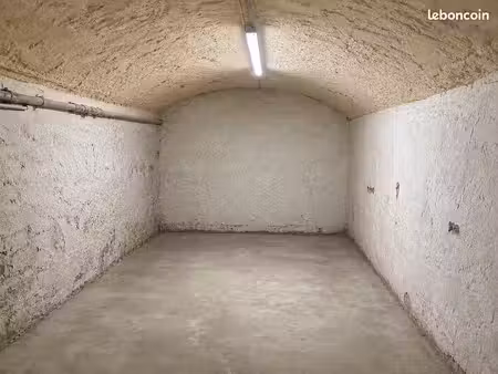 caves / stockages / box sécurisés dès 40 euros par mois - rue nationale  villefranche-sur-