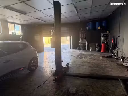 garage automobile
