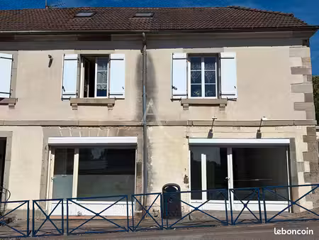 local commercial 66 m² lure