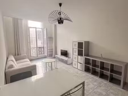 appartement t2 13006