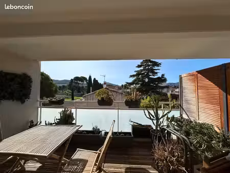 appartement t2 + terrasse + box fermé mazargues