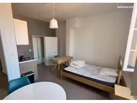 paris 5e – quartier latin – studio meublé 24 m²