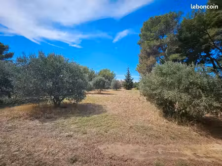 terrain 472 m² saint chamas
