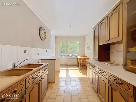 appartement 2 pièces 65 m²