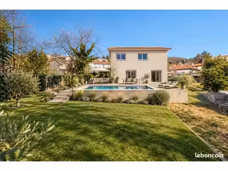 maison contemporaine 110 m² à aménager – terrain 760 m² – givors