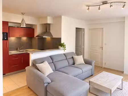 t2 meublé de 42 m² à la chabossière