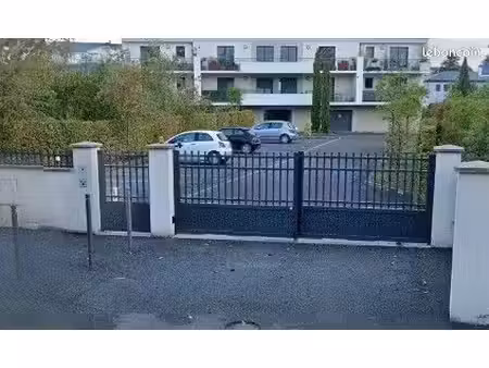 place de parking sécurise saint marceau
