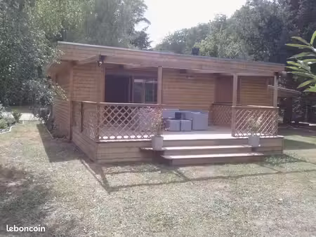 terrain d'agrément avec superbe local 70 m2