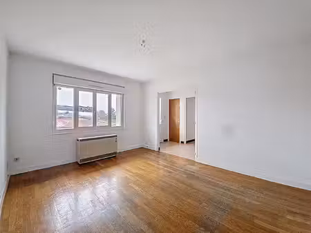 appartement attignat 3 pièce(s) 70m²