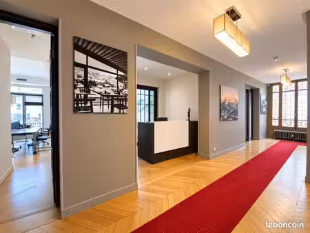 bureaux 265 m²