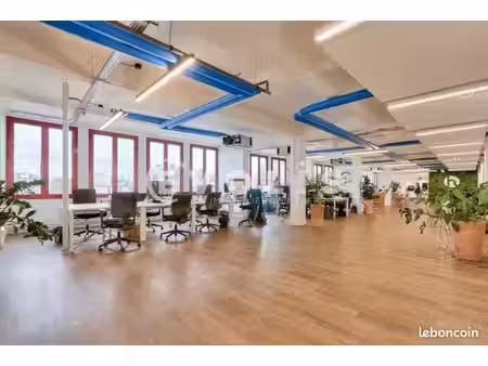 bureau 650 m²