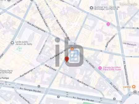 boutique 69 m² paris