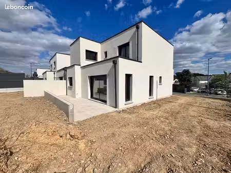maison 5 pièces 111 m²