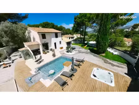 maison entièrement rénovée – piscine  jacuzzi  studio indépendant – 862 m² de terrain