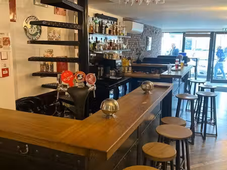 bar