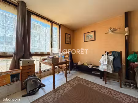 studio 1 pièce 34 m²