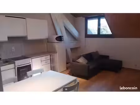 t2 meublé peron