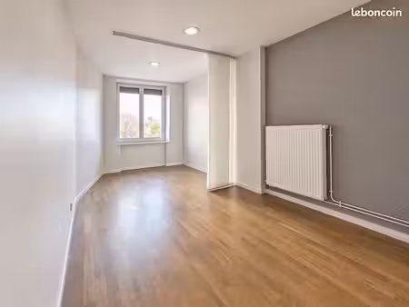 à louer – local professionnel 35 m² – centre-ville de commercy