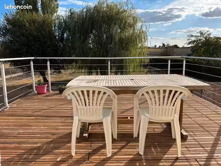 maison 80m2.environnement très calme