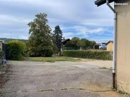 terrain à bâtir centre ville oyonnax 840m2