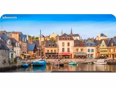 location à l'année sur le port de st goustan