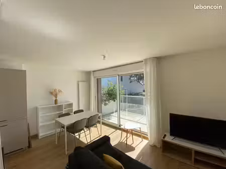 appartement t2 meublé vannes centre