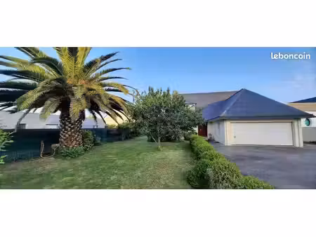 maison sur grand jardin de 1077 m2
