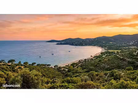 terrain 1 200 m² vue mer avec pc purgé (villa 250 m² + piscine) — côte d'azur