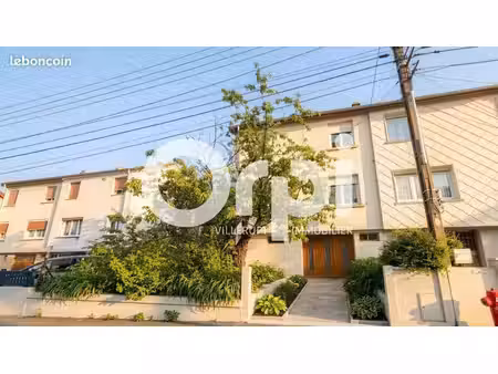 maison 2 pièces 90 m²