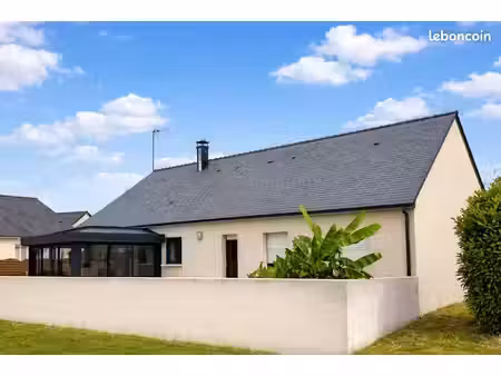 maison familiale récente de plain-pied climatisée