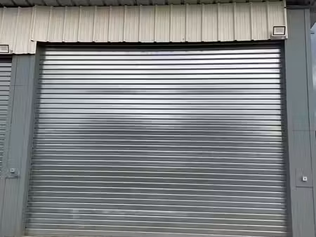 grand box de stockage 58 m² – 800 /mois – saint-victoret