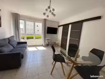 bel appartement type f1 clairmarais