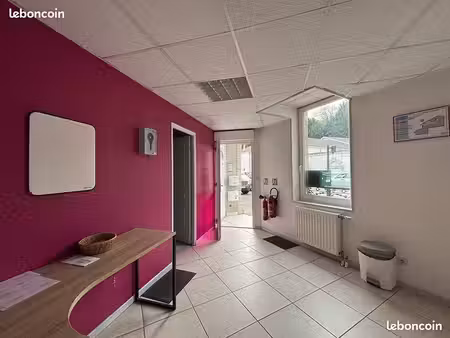 bureaux a louer avec parking