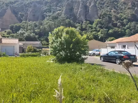 ? à vendre – terrain constructible à les mées (04190) ?