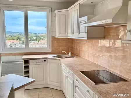 appartement t3 72m2 lumineux balcon toulon bon rencontre