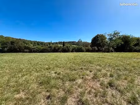 terrain 1 100 m² martel