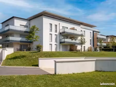 appartement 3 pièces récent 62 m2 - garage box inclus - dispo immédiate